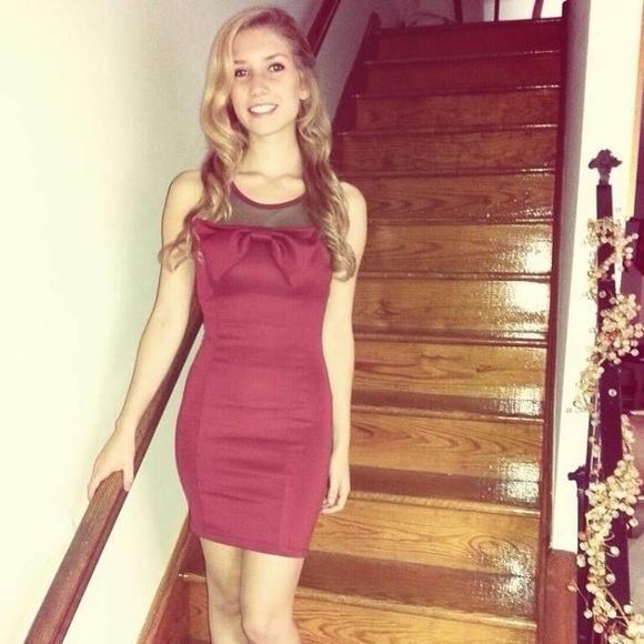 size Small bodycon dress with bow - Picture 1 of 4